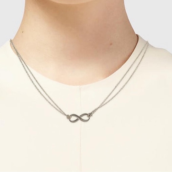 Tiffany infinity sterling silver necklace - Picture 2 of 7